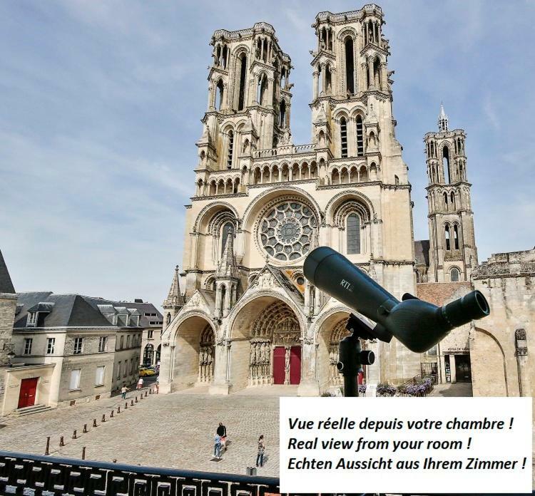 Logis du Parvis ***Face Cathédrale/in front of the Cathedral*** Bed and Breakfast Laon Exterior foto